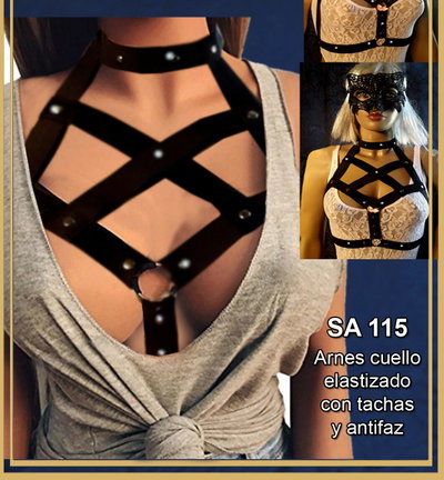 Arnes de pecho con tachas