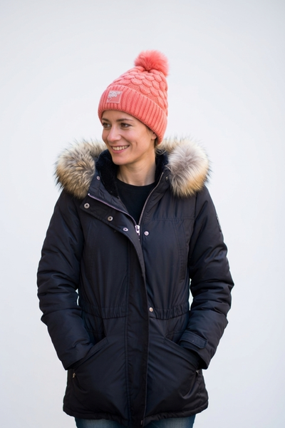Gorro Escamas Rosa con Pompón - Trendy 