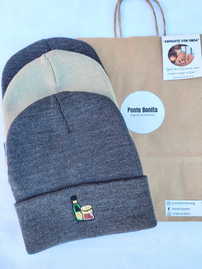 Gorro de Lana Premium✨ – Edición Especial "Fernet & Amigos"