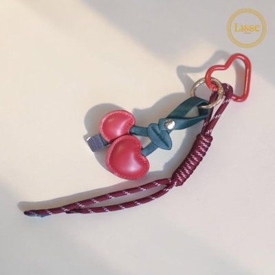 Charm Cereza Larga