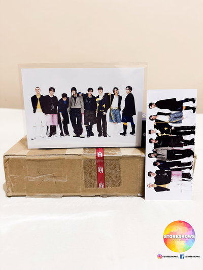 Stray Kids - KARMA (JYP FANS SHOP - POSTCARD GRUPAL Y BOOKMARK BDM)