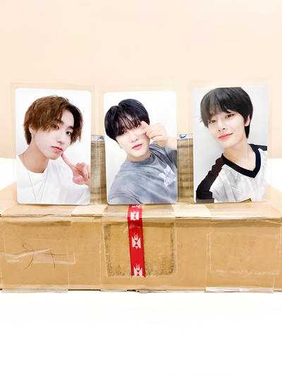 STRAY KIDS - [ROCK STAR] (Photocard POB Withmuu)