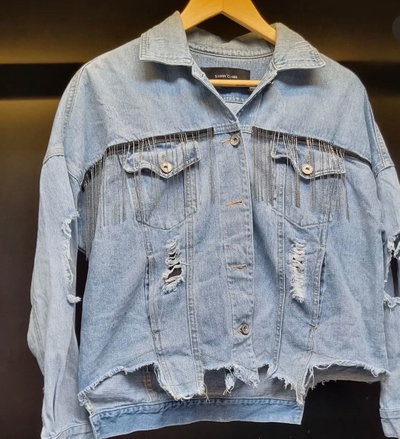 CAMPERA DE JEANS OVERSIZE