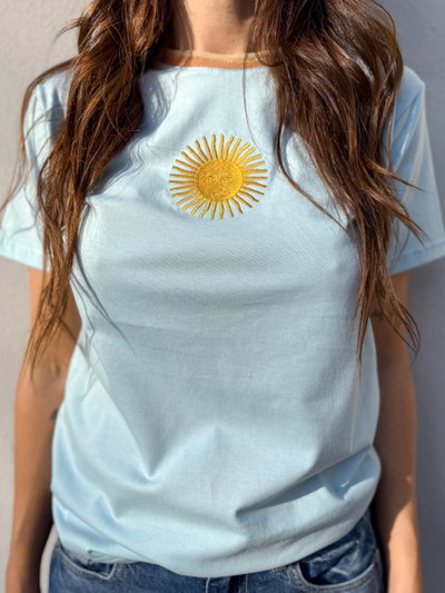 Remera Sol de Mayo Celeste