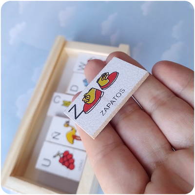Abecedario Infantil de Madera con Letras e Ilustraciones – 28 Piezas