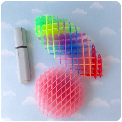 Disco Extensible Antiestrés – Fidget Toy "Gusano Acordeón"