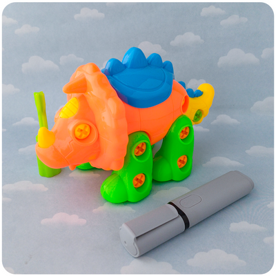Triceratops Desarmable con Destornillador