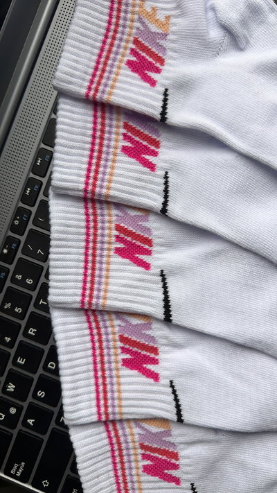 PAR DE MEDIAS 1/4 ( TOBILLO ) NIKE ROSA ALGODÓN - ABARCAN DEL 35 AL 42/43