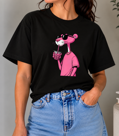 Remera Clásica Unisex Negro Pantera Rosa - Algodón Peinado 24.1