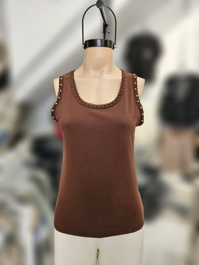 PT029 Musculosa puntilla tachas