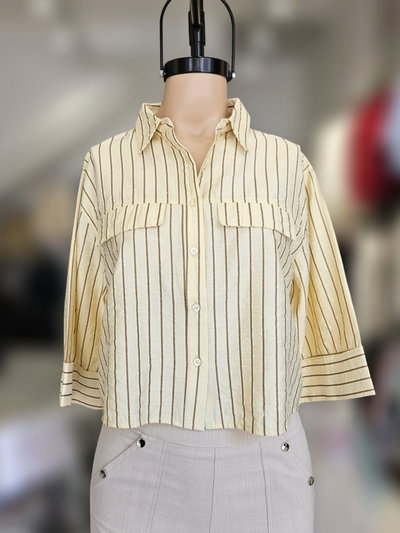 EL03 Camisa crop solapas