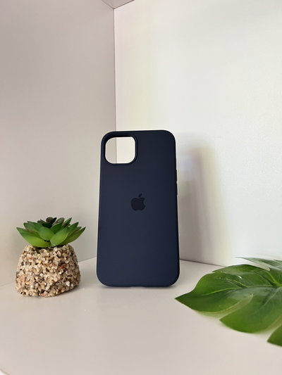 (11) Silicon case iPh 13