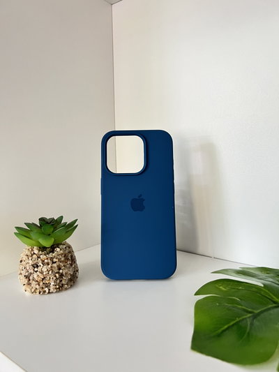 (14) Silicon case iPh 15 Pro