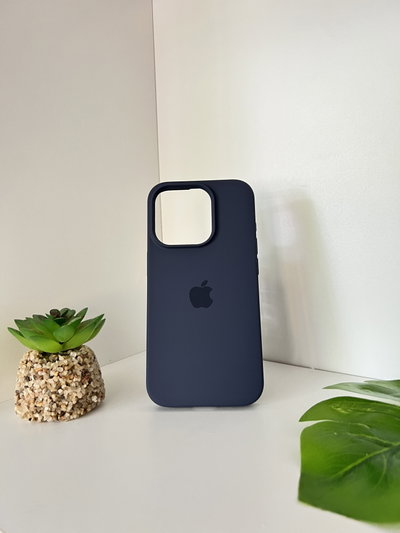 (16) Silicon case iPh 15 Pro