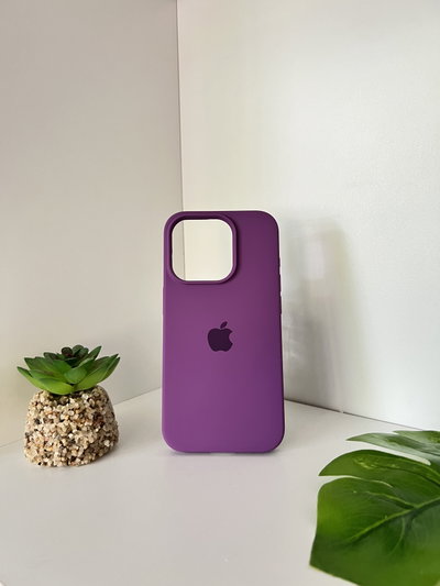 (23) Silicon case iPh 15 Pro