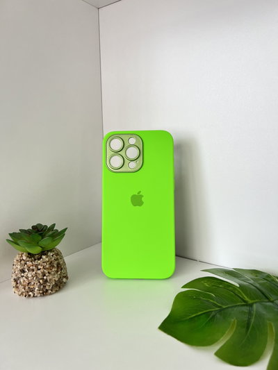 (24) Silicon case iPh 15 pro Max 