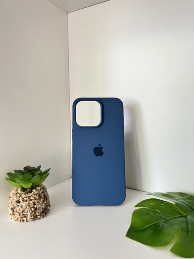 (33) Silicon case iPh 15 pro Max 