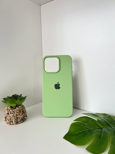 (23) Silicon case iPh 15 pro Max 