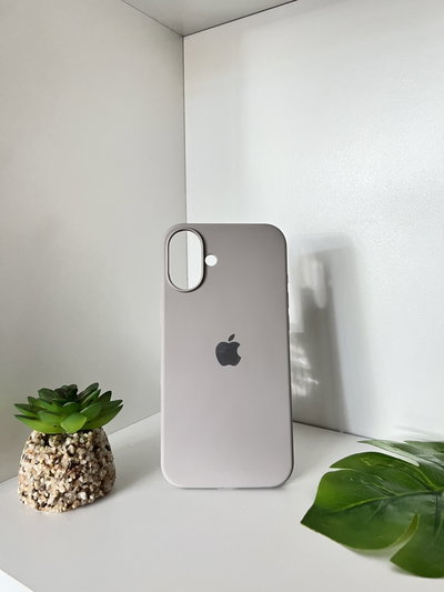 (2) Silicon case iPhone 16 plus 
