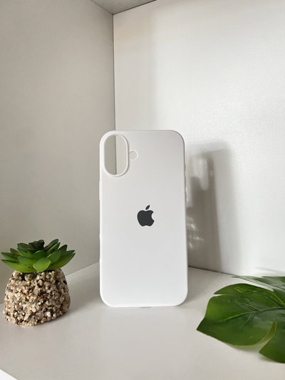 (1) Silicon case iPhone 16 plus 