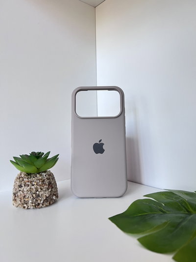(24) Silicon case IPh 17 Pro