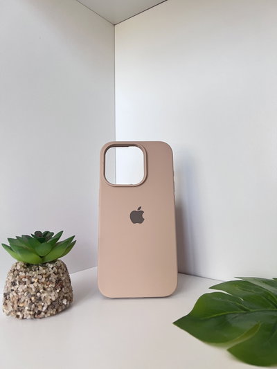 (35) Silicon case IPh 15 Pro