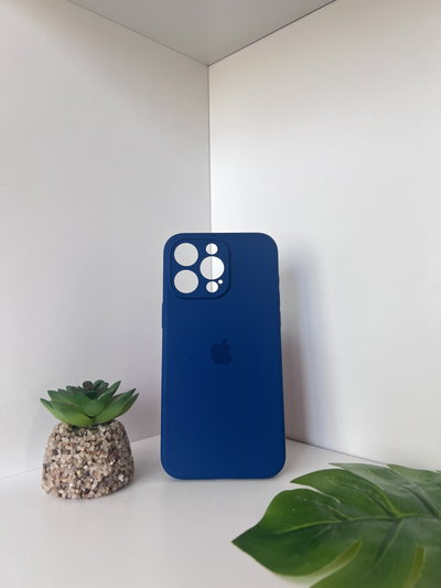 (42) Silicon case IPh 15 pro Max 