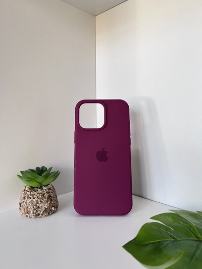 (32) Silicon case IPh 16 pro max 