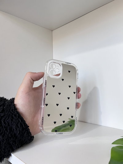 Case lucky espejada Iph 16PM🖤