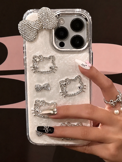 Case Kitty iPhone 15 pro 🤍