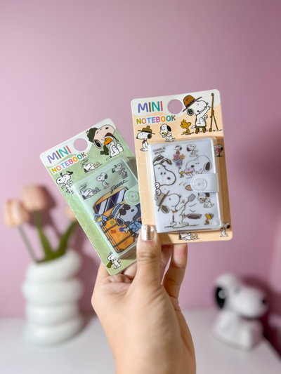 Mini libretita Snoopy