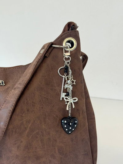 CHARM HEART BLACK