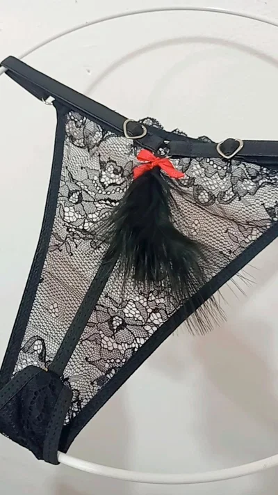 Tanga Plumitas