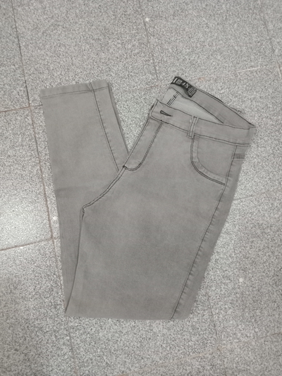 Jeans Chupin Gris