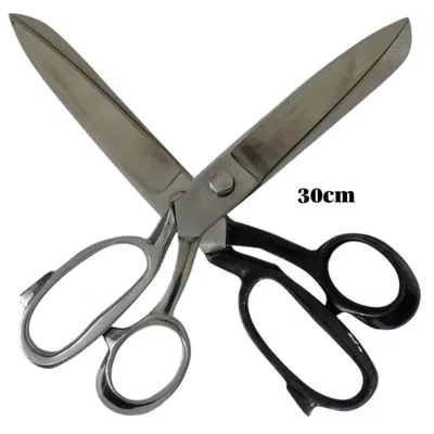 TIJERA MANGO METAL SASTRE 30 CM