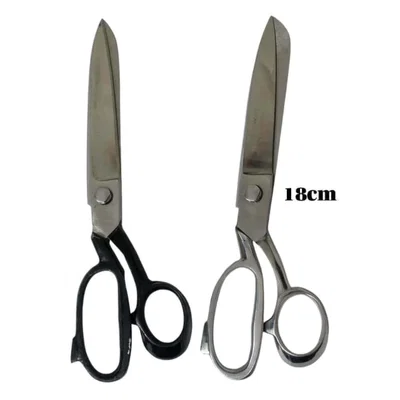 TIJERA MANGO METAL SASTRE 18 CM