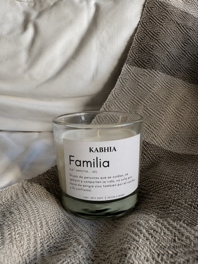 Vela Dictionary - Familia