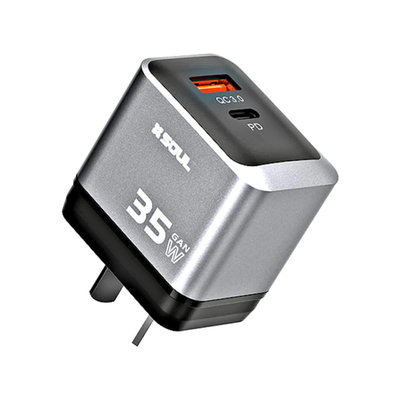 Cargador Silver Soul 35w Gan USB-C PD + USB-A QC 3.0