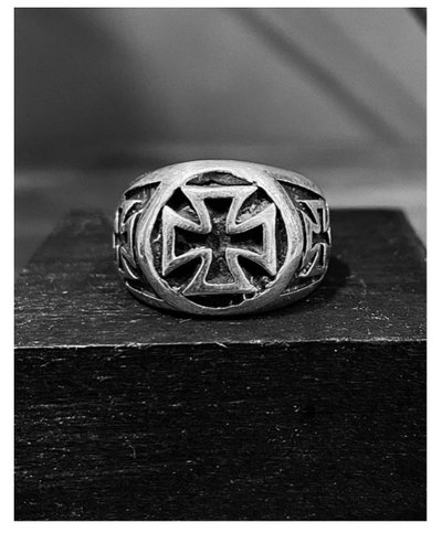 Anillo Cruz Malta