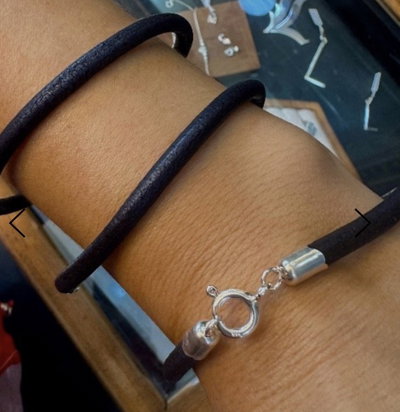 Pulsera cuero