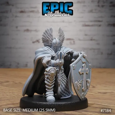 Paladín Celestial Arrodillado
