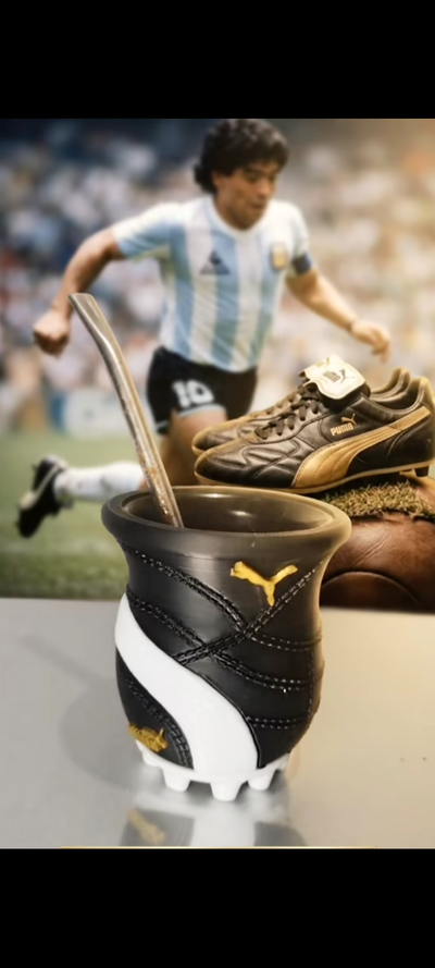 Mate Puma. Inspirado en los botines del Diego!!!