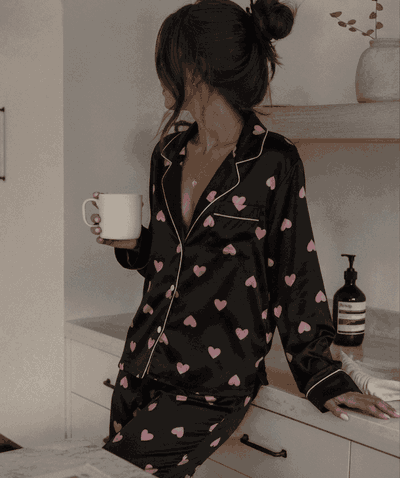 Pijama Lewis | Negro con corazones