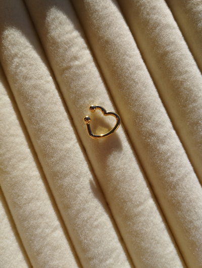 ARO CUFF CORAZÓN GOLD
