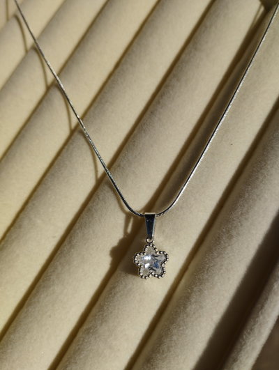 COLLAR CLOE 