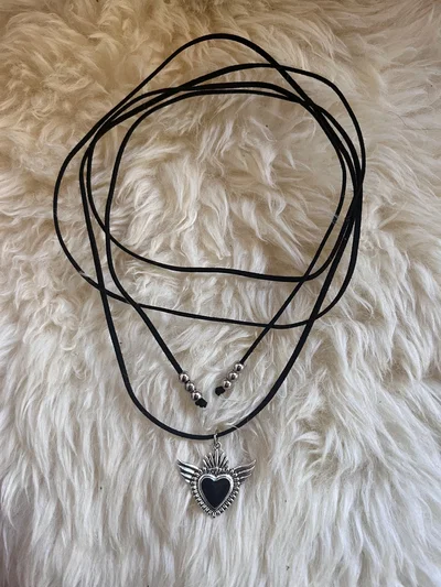 Chocker B