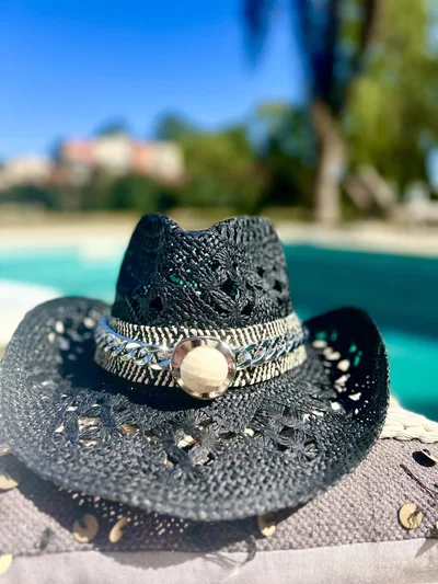 Sombrero Gull