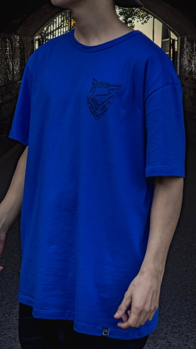 remera IN THE HOOD azul