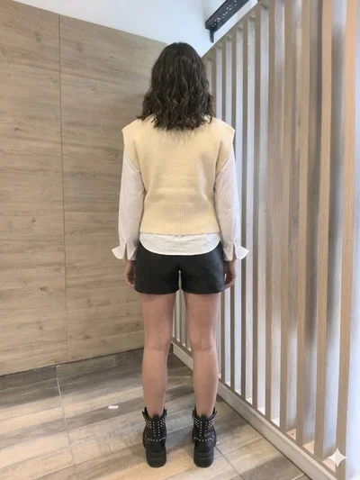 SHORT DAFNE