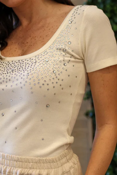 REMERA COSMIQUE
